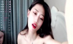 红唇性.感苗条妹mei子连体开裆网袜跳.蛋塞逼翘腿揉搓，特写振动棒抽.]插粉.穴呻吟娇喘1080P高清