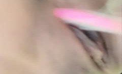 骚气墨镜妹mei子户外厕所自.慰秀 脱掉裙子逼逼塞着跳.蛋拉扯露奶自摸 很是诱惑喜欢不要错过