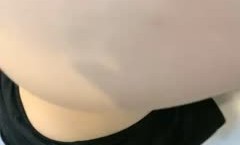 新片上市！【人间水蜜桃】和闺蜜3女1男一起玩，一起翘着屁股玩弄大黑牛震动肥逼，很是诱惑喜欢不要错过