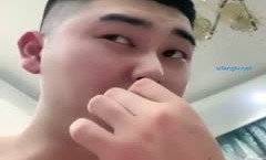 火爆推荐小M找主人家庭聚会淫.乱6P啪pa啪大战 无底线爆bao 操cao 弹簧椅助攻