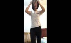 精选裸贷特别档女神级别，清.纯漂亮小嫩neng妹mei，乳房小巧精致,美穴菊花全部掰开展示，附图20P