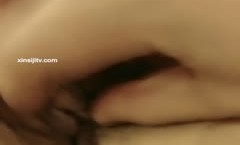 小弟带着自己老婆与大哥媳妇偸情3.P刚要搞美团小哥敲门送外卖被强行拦下偸喂下情药玩4P大战对白精jing彩淫.荡