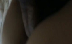 样貌精致漂亮的气质美.女打工妹mei下班被中年男领导带到出租屋啪pa啪,男的身体强壮各种姿势用力狂干,欲死欲仙!