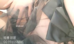 大阴.唇网红美少女嫩neng妹mei新片上市！【完具妖姬】VIP收费版兔女郎淫语自述三根牙刷自.慰潮喷淫.水声清脆1080P原版附图20P 2V1