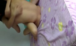 小年轻AV看多了 操cao 操cao姿势真不少女友一脸无奈
