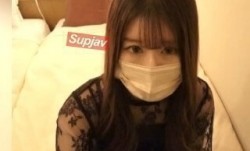 SWAG-FC2PPV 3158366 新片上市！【ハメ撮り・中出し】デブママに連れてこられた店で一番かわいい 人/妻の呼び出しに成功したのでしっかり種付け