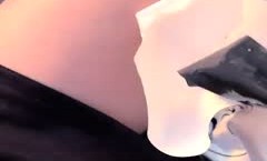 老哥带着肉丝短裙少.妇户外啪pa啪，口口骑电瓶车野地扣逼喷水后入大力猛 操cao，很是诱惑喜欢不要错过