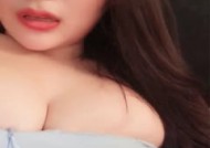 高gao颜值气质美.女新片上市！【伊媚儿】又白又软大.奶，跳.蛋塞粉逼拉扯特写，呻吟娇喘非常诱人，很是诱惑不要错过