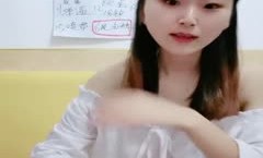 小可爱平台(原卡哇伊)颜值不错会喷奶的小粉妹mei双人直播大秀 自.慰口口激ji情啪pa啪 十分诱人