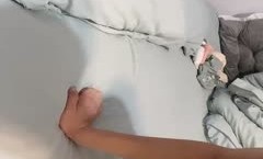 这鸡巴真黑丝啊，全程露脸玩弄小.少.妇口kou交大鸡.巴舔tian逼玩弄，激ji情上位放肆抽.]插浪lang叫呻吟，表情好骚打着电话被草